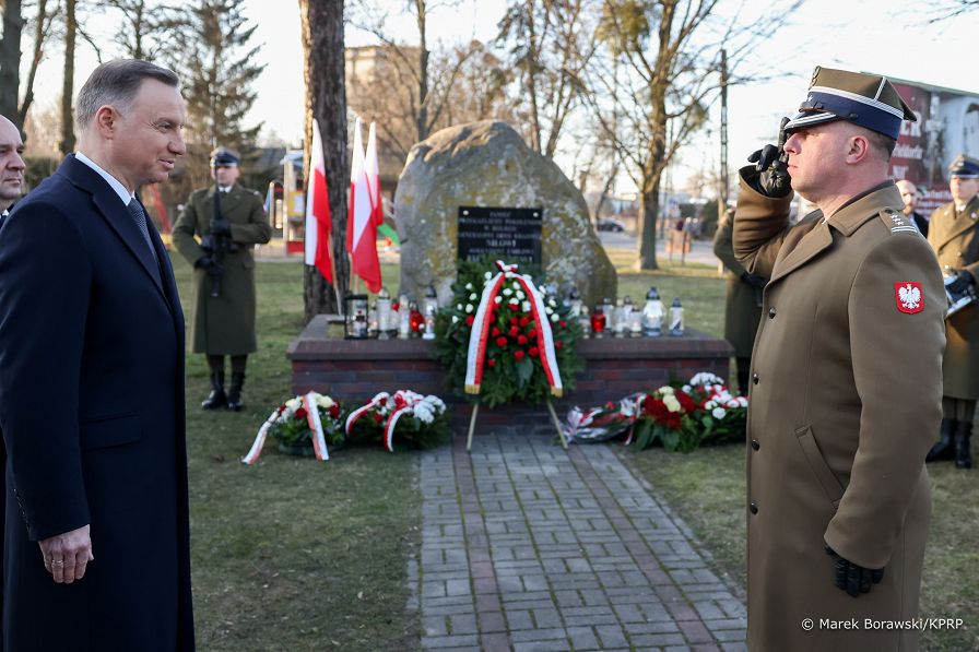 03_20230301_Andrzej_Duda_Sierpc_Wieniec_Pomnik_Nila_MB1_9804.jpg
