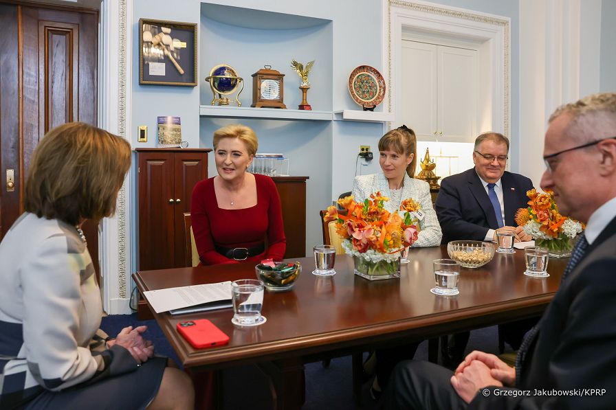 05_Agata_Kornhauser_Duda_Nancy_Pelosi_Waszyngton_20230228_GJB_6983_.jpg