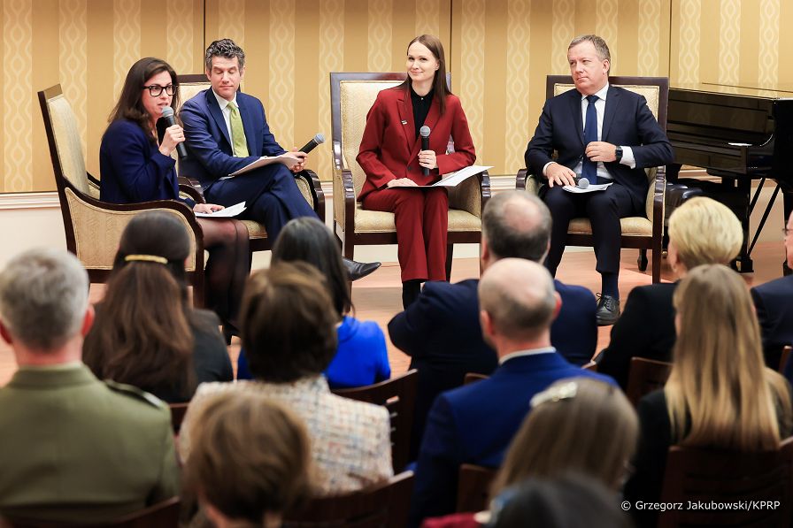 18_Agata_Kornhauser_konferencja_Waszyngton_20230228_GJA_5294_.jpg