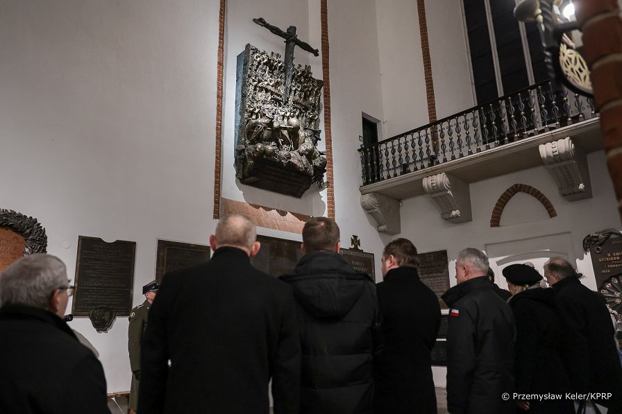 02_20230301_Minister_Szrot_Wieniec_Archikatedra_Epitafium_Zolnierze_Wykleci_PK1_5622.jpg