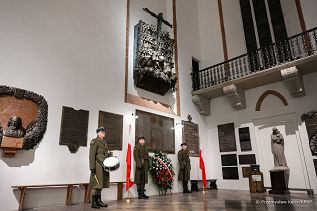 04_20230301_Minister_Szrot_Wieniec_Archikatedra_Epitafium_Zolnierze_Wykleci_PK1_5876.jpg