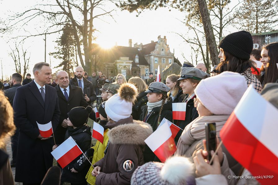 05_20230301_Andrzej_Duda_Sierpc_Wieniec_Pomnik_Nila_MB1_9868.jpg