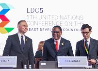 002_16_20230305_Andrzej_Duda_Katar_LDC5_Panel_Tematyczny_MB1_6535.jpg