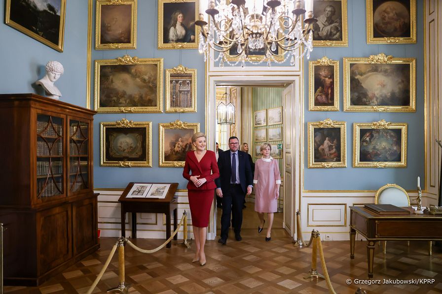 05__Agata_Kornhauser_Duda_Eva_Pavlova_Malzonka_Prezydenta_Czech_Zamek_Krolewski_20230316_GJB_7213.jpg