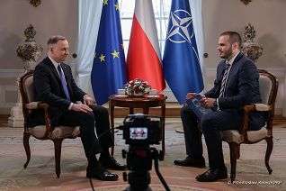 01__Andrzej_Duda_wywiad_telewizja_czeska_20230316_PK1_4627.jpg