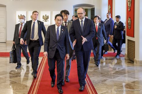 002_20230322_Marcin_Przydacz_Powitanie_Premier_Japonii_JSZ_6416.jpg