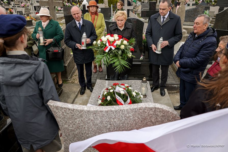 007_20230324_Grazyna_Ignaczak_Bandych_groby_Rodzin_Ratujacych_Zydow_MB1_0632.jpg