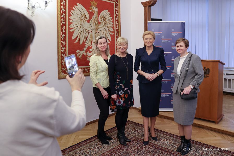 020_20230327_Agata_Kornhauser_Duda_Konsulat_Ostrawa_Czechy_GJB_2439.jpg