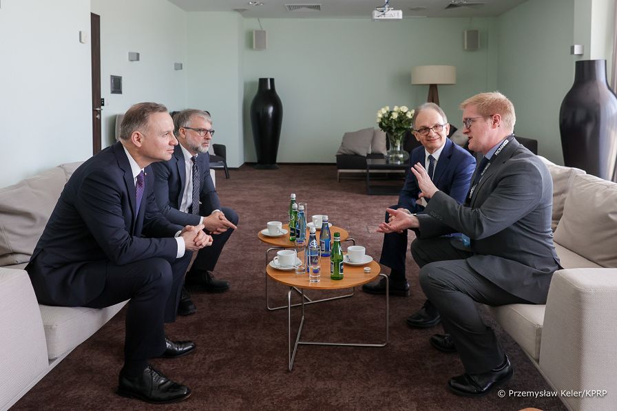 01_20230303_Andrzej_Duda_Bukowina_Spotkanie_Colin_Ellis_Moody_PK1_9059.jpg