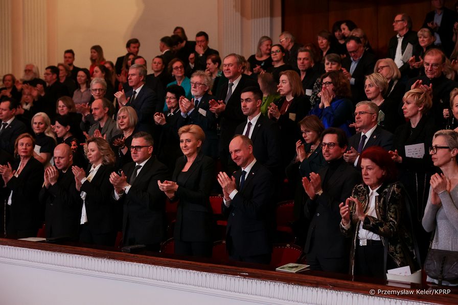 008_20230329_Agata_Kornhauser_Duda_Koncert_Filharmonia_PK2_8811.jpg
