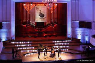 003_20230329_Agata_Kornhauser_Duda_Koncert_Filharmonia_PK1_9857.jpg