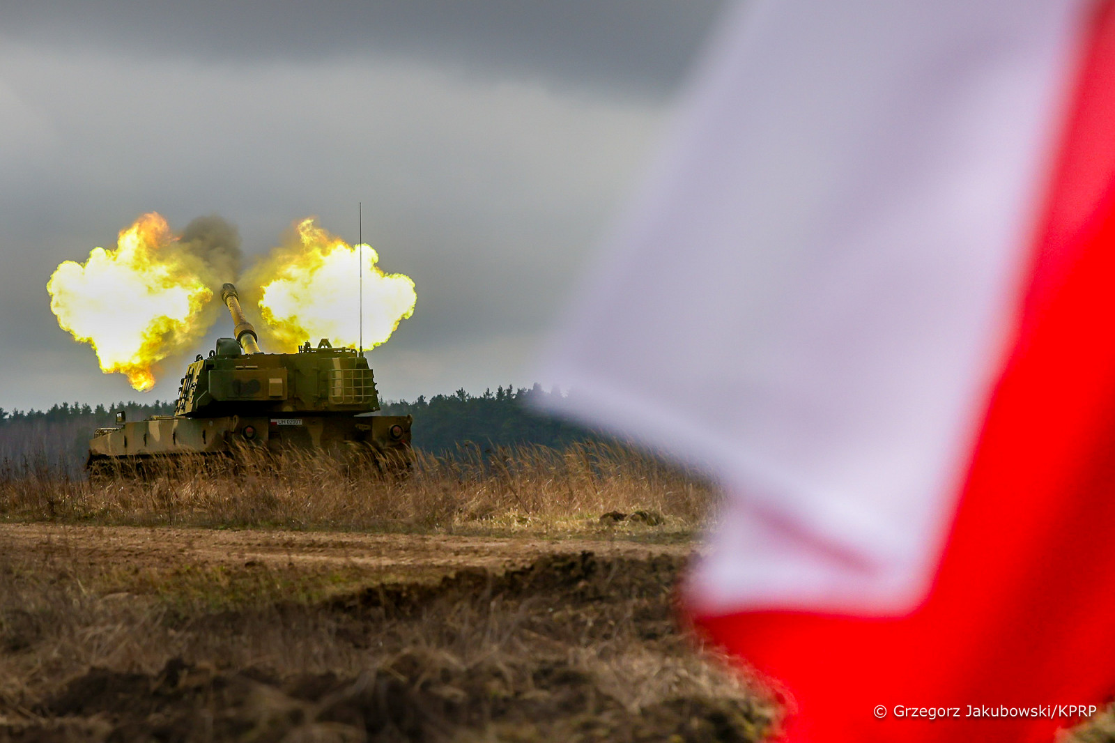 017_20230331_Andrzej_Duda_Poligon_Orzysz_GJB_9886.jpg [632.55 KB]