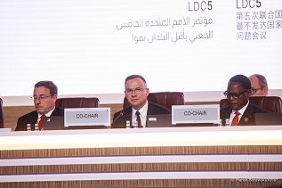 19_20230305_Andrzej_Duda_Katar_LDC5_Panel_Tematyczny_MB2_6062_1.jpg
