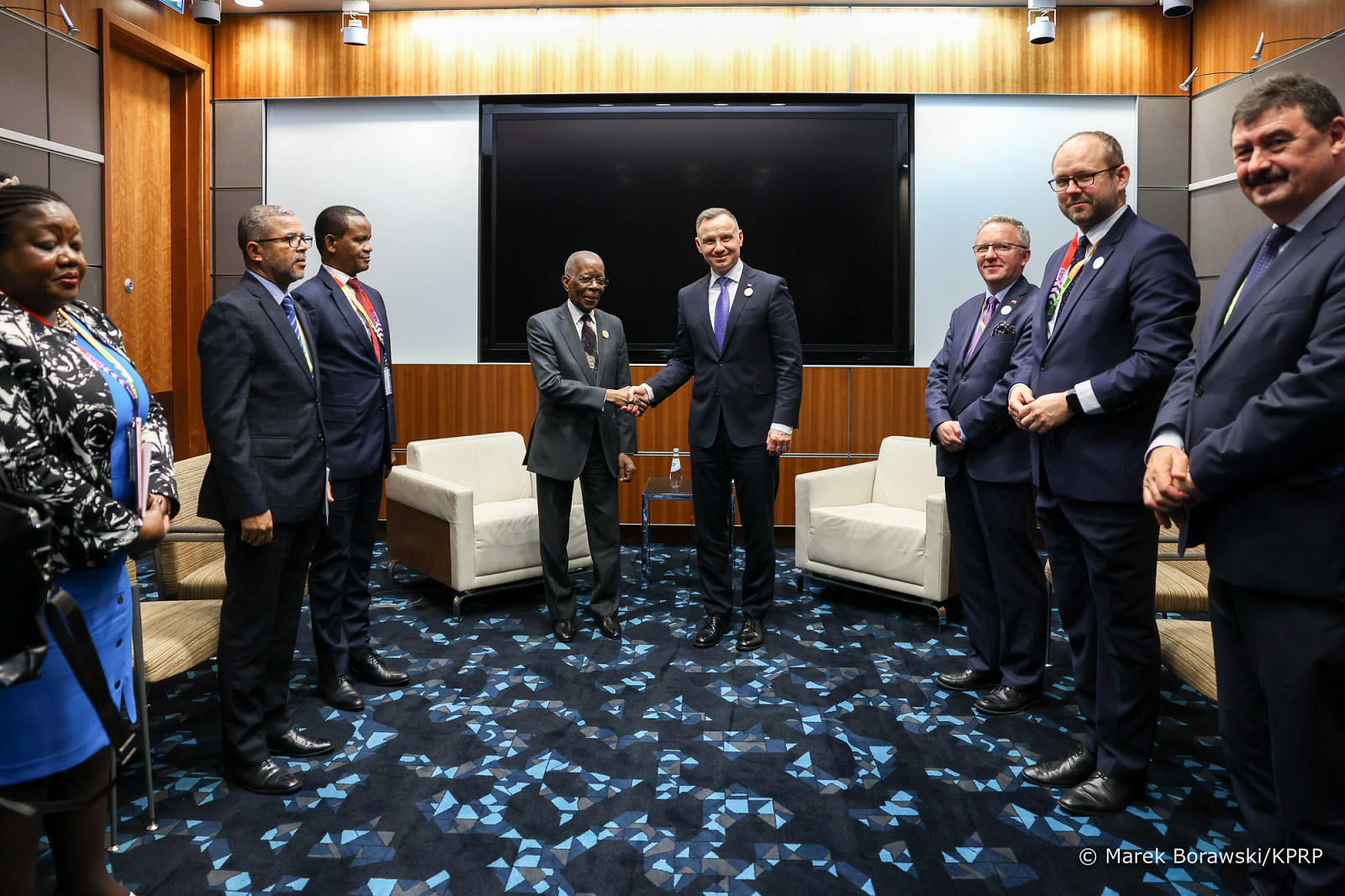 19__Andrzej_Duda_Adriano_Maleiane_Premier_Mozambiku_Katar_20230306_MB1_7615.jpg [766.00 KB]