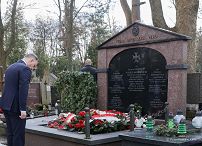 41__Andrzej_Duda_13_rocznica_katastrofy_smolenskiej_Powazki_Warszawa_20230410_PK1_2733.jpg