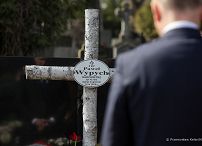 52__Andrzej_Duda_13_rocznica_katastrofy_smolenskiej_Warszawa_20230410_PK2_7429.jpg