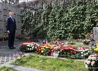 42__Andrzej_Duda_13_rocznica_katastrofy_smolenskiej_Powazki_Warszawa_20230410_PK1_2794.jpg