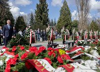 31__Andrzej_Duda_13_rocznica_katastrofy_smolenskiej_Powazki_Warszawa_20230410_PK1_2322.jpg