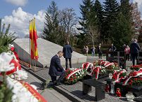 30__Andrzej_Duda_13_rocznica_katastrofy_smolenskiej_Powazki_Warszawa_20230410_PK1_2068.jpg