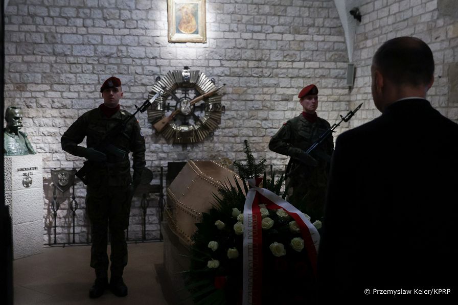 06__Andrzej_Duda_13_rocznica_katastrofy_smolenskiej_Krakow_20230410_PK1_0798.jpg