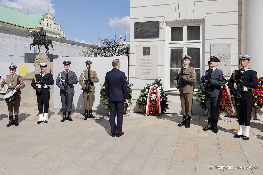 49__Andrzej_Duda_13_rocznica_katastrofy_smolenskiej_Warszawa_20230410_PK1_3059.jpg