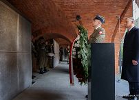 01__Andrzej_Duda_Dzien_Pamieci_Ofiar_Zbrodni_Katynskiej _20230413_MB1_3267.jpg