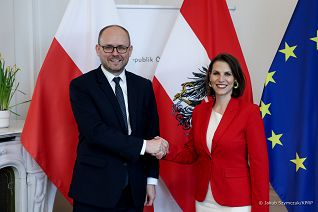 03_20230414_Marcin_Przydacz_spotkanie_Karoline_Edtstadler_JSZ_1291.jpg