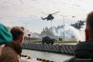 10_20230418_Andrzej_Duda_Cwiczenia_Wojskowe_Mierzeja_Wislana_JSZ_2291.jpg