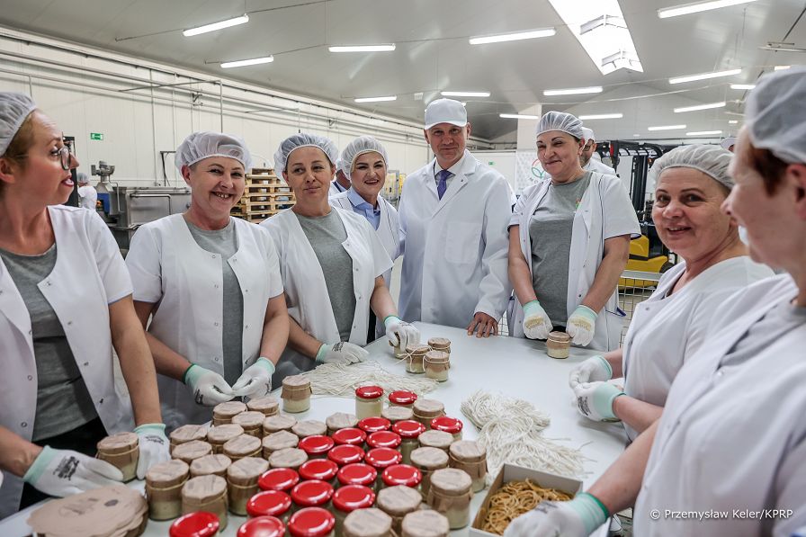 03_20230421_Andrzej_Duda_Chelm_Zaklad_Prod_Moryn_PK1_2870.jpg