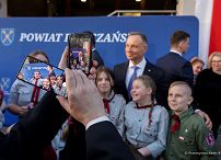17_20230421_Andrzej_Duda_Pajeczno_Spotkanie_Mieszkancy_PK1_5521.jpg