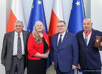 09__Andrzej_Dera_odznacznia_dla_zasluzonych_20230424_PK1_9712.jpg