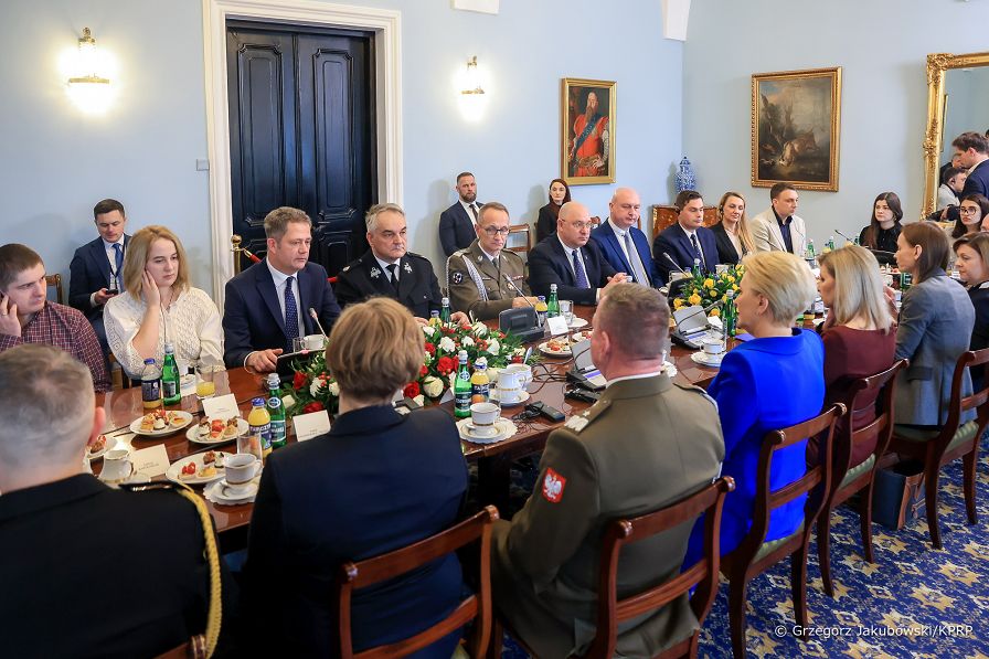 012_20230405_Agata_Kornhauser_duda_Olena_Zelenska_Spotkanie_Medycy_GJA_4589.jpeg