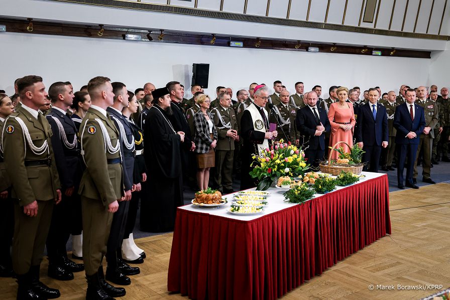 009_20230406_Para_Prezydencka_Spotkanie_Zolnierze_Wielkanoc_MON_MB1_2543.jpg