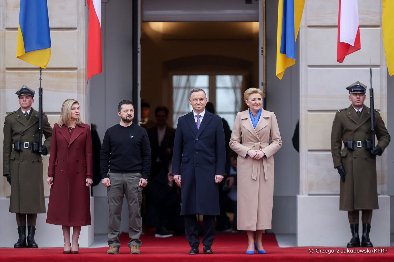 007 15__Andrzej_Agata_Duda_Wolodymyr_Zelenski_powitanie_20230405_GJB_3708.JPG