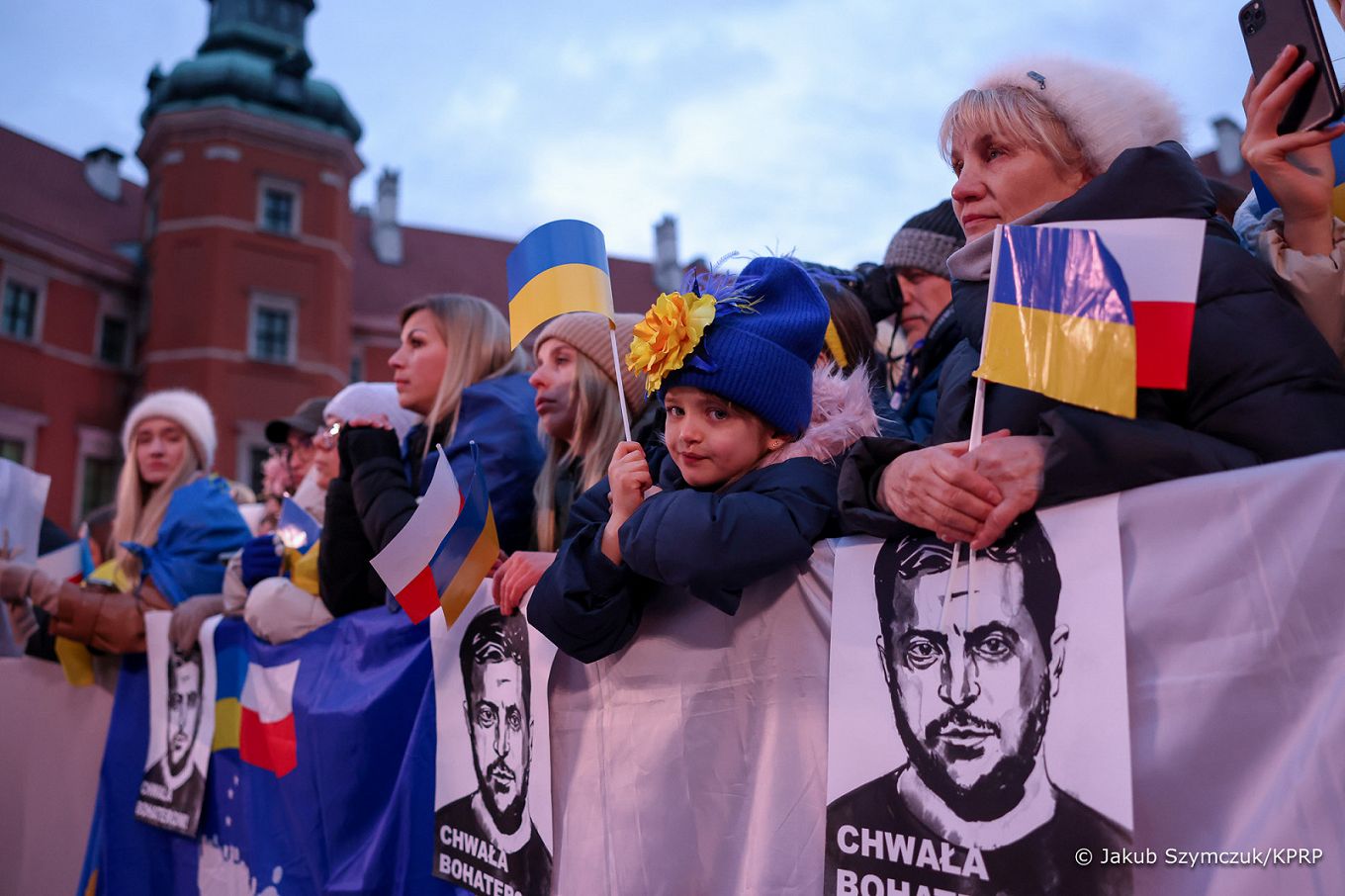 032 18__Andrzej_Agata_Duda_Wolodymyr_przemowienie-Zamek_Krolewski_20230405_IMGM1464.JPG