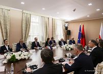 23__Andrzej_Duda_rozmowy_plenarne_Albania_20230511_PK1_6719.jpg