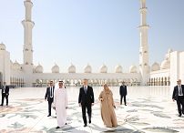 008_12__Andrzej_Duda_Wielki_Meczet_Szejka_Zayeda_ZEA_20230307_MB1_8994.jpg
