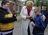 11_Wizyta_Pierwszej_Damy_w_Laskach_20230519PK1_3911.jpg