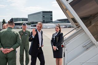 001_20230523_Andrzej_Duda_Wylot_Londyn_JS__1194.jpg