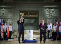 057_23__Andrzej_Agata_Duda_Przekazanie_Ognia_Pokoju_Rzym_20230403_IMGM9597.jpg