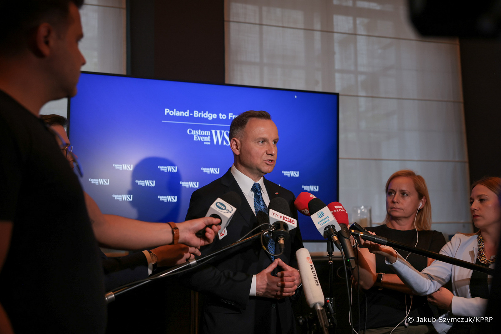 011_20230524_Andrzej_Duda_Londyn_Wypowiedz_dla_Mediow_JS__2165.jpg [569.06 KB]