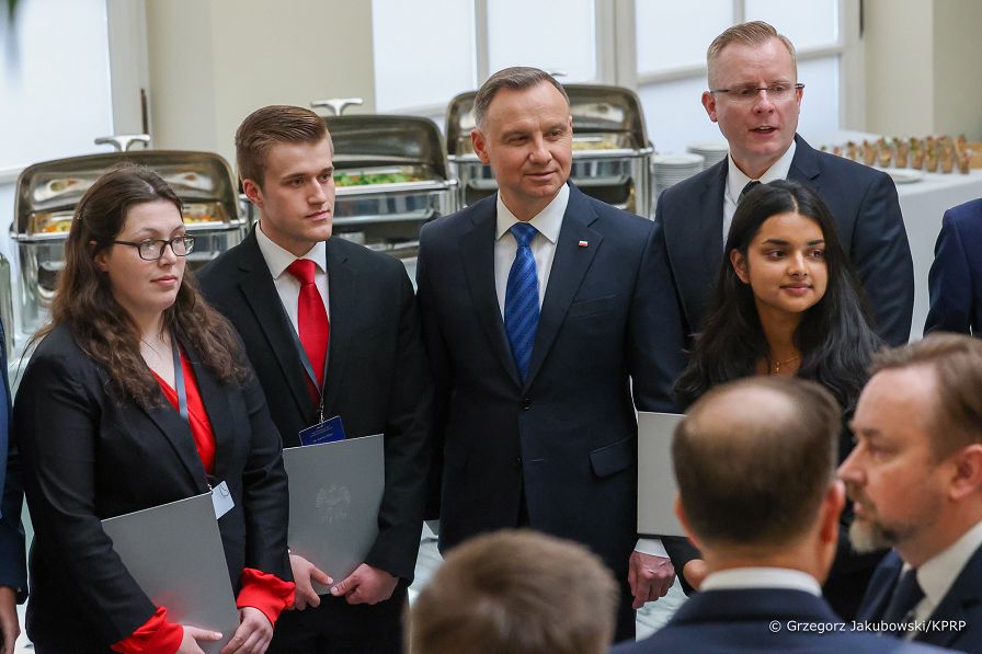 014_20230526_PAD_Spotkanie_uczestnicy_Stazu_Prezydenckiego_GJB_6495.jpg