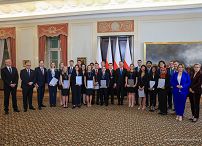 010_20230526_PAD_Spotkanie_uczestnicy_Stazu_Prezydenckiego_GJA_9021.jpg