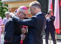 14_Andrzej_Duda_Koszalin_odznaczenie_biskup_senior_nowe_20230529_PK1_9218.jpg