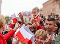 013_16__Andrzej_Agata_Duda_dzien_flagi_20230502_GJB_9406.jpg
