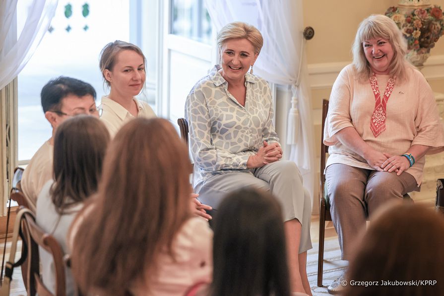 06_Agata_Kornhauser_Duda_z_ukrainskimi_ specjalistami_ ds_zdrowia_20230621_GJA_2694.jpg