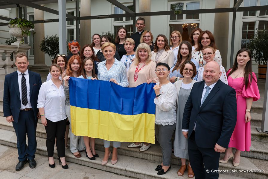 12_Agata_Kornhauser_Duda_z_ukrainskimi_ specjalistami_ ds_zdrowia_20230621_GJB_0400.jpg