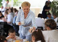 06_Agata_Kornhauser_Duda_uczniowie_z_Lasek_20230621_GJA_2225.jpg