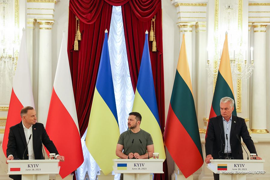19__Andrzej_Duda_Wolodymyr_Zelenski_Ukraina_20230628_MB1_2528.jpg