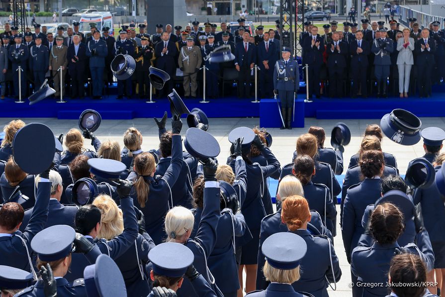 14__Andrzej_Agata_Duda_Swieto_Sluzby_Wieziennej_20230629_GJA_8493.jpg